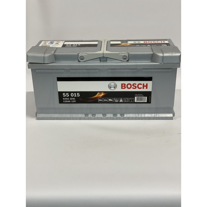 Автомобільний акумулятор BOSCH 110Ah 920A R+ (правий +) L6 (S50 150)