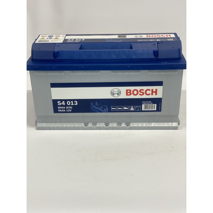Автомобільний акумулятор BOSCH 95Ah 800A R+ (правий +) L5 (S40 130)